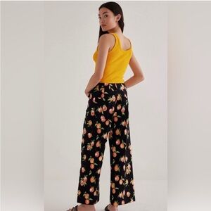 Maeve The Colette Cropped Wide Leg Pants || peach pattern || NWT || size 33